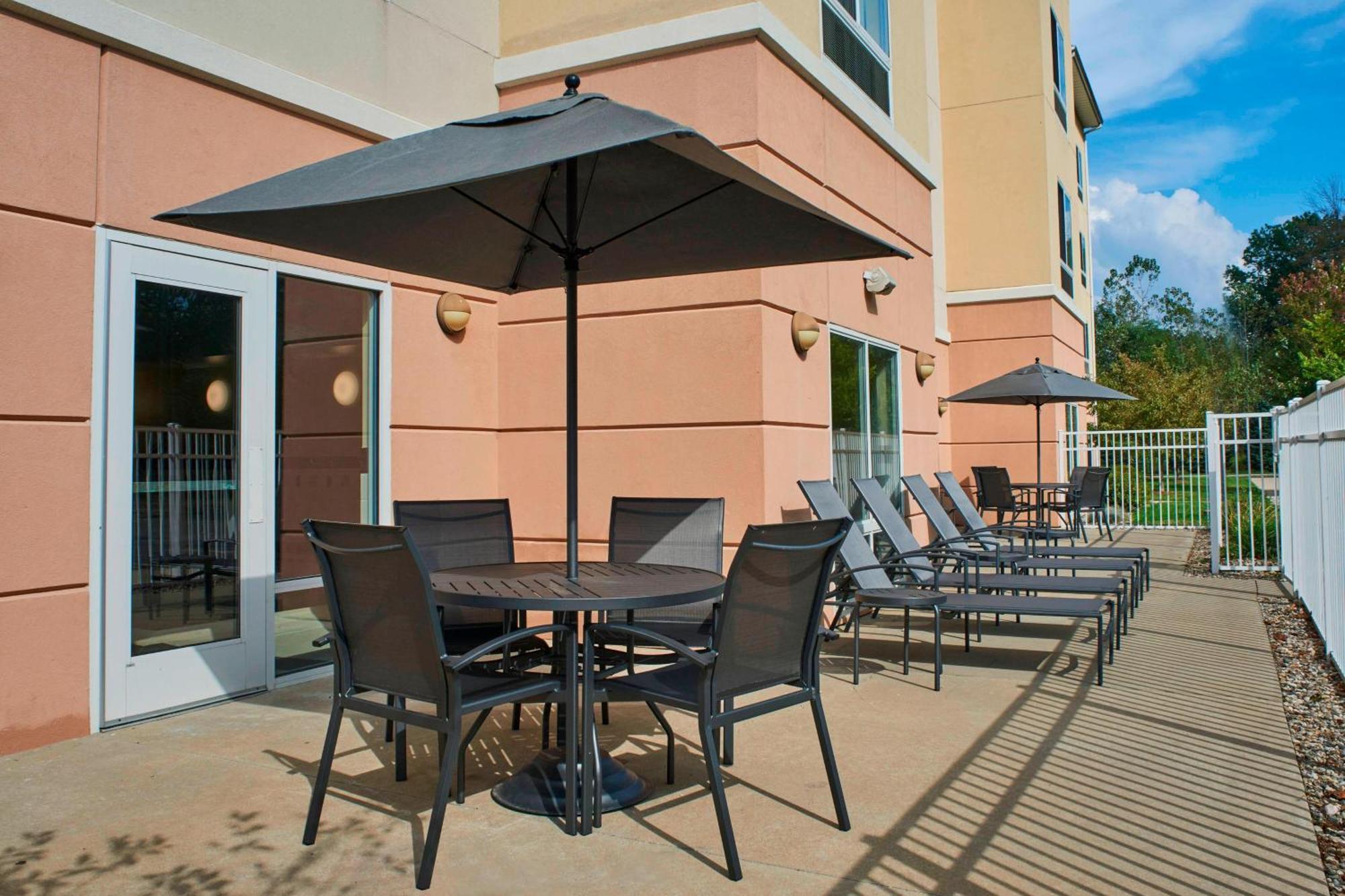 Fairfield Inn And Suites New Buffalo Exterior foto